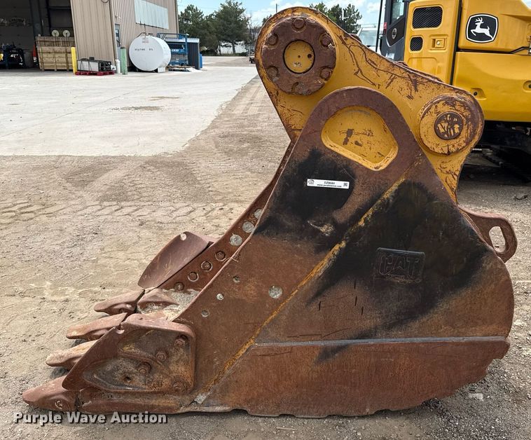 image for item DZ8684 Caterpillar 32