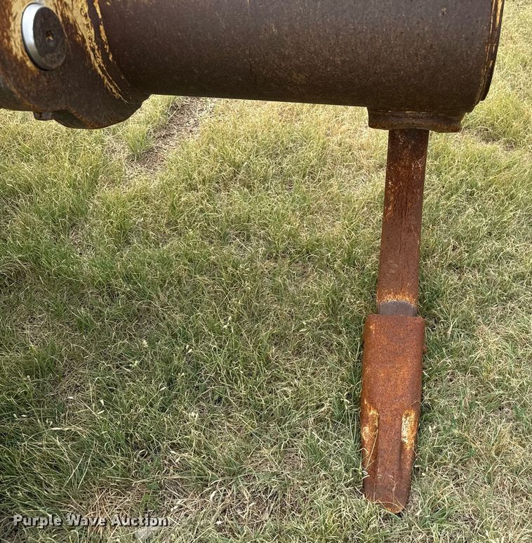 image for item DZ8699 Caterpillar  D6N  ripper