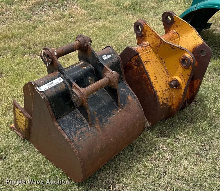 image for item DZ8701 (2) 24