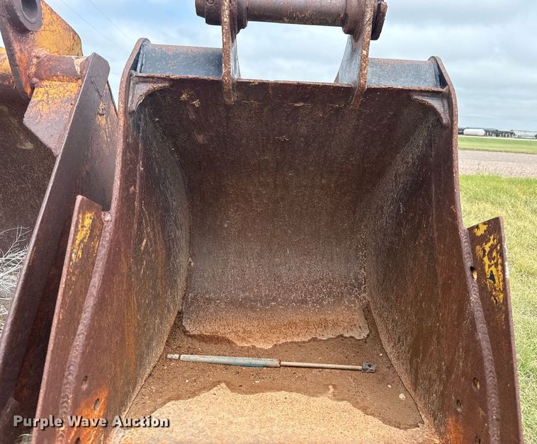 image for item DZ8701 (2) 24