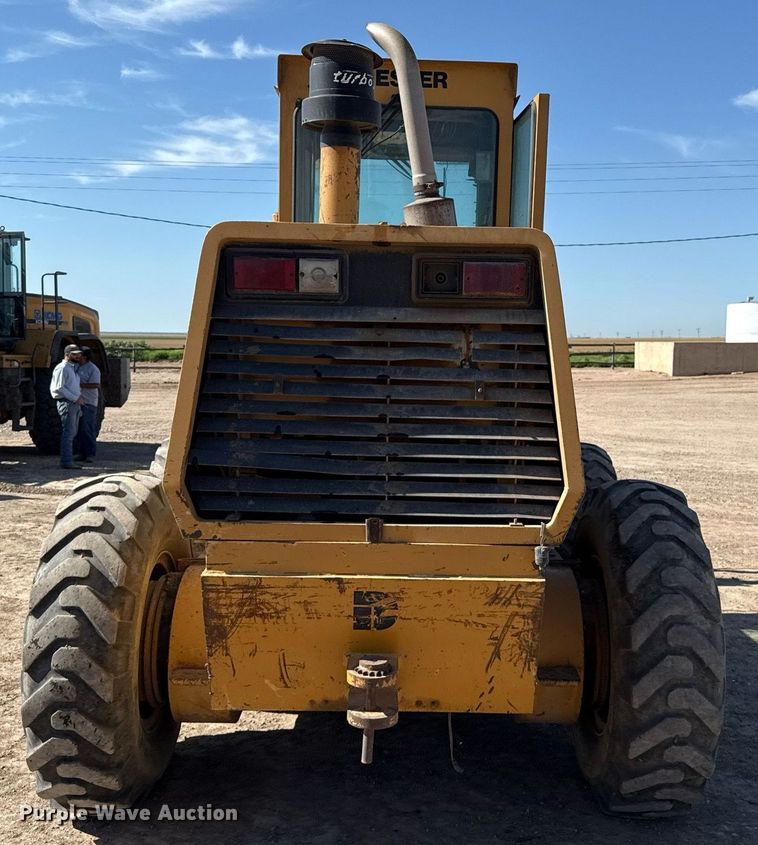 image for item DZ8725 Dresser 850 motor grader