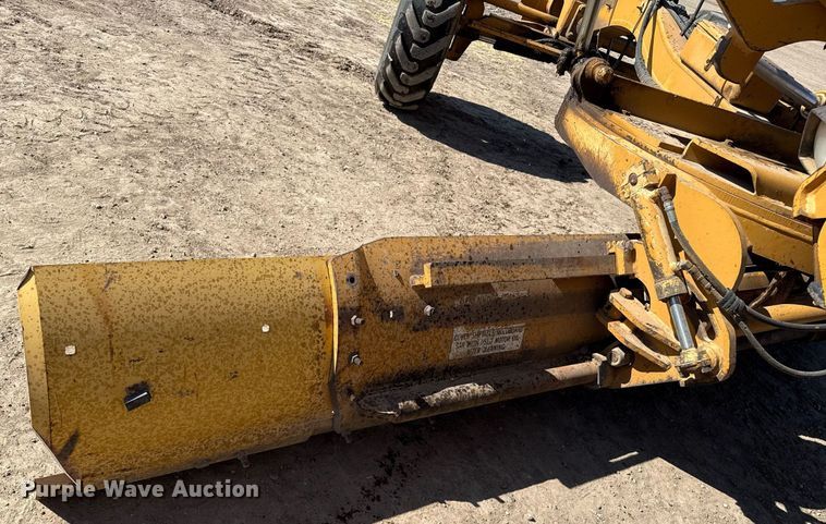 image for item DZ8725 Dresser 850 motor grader