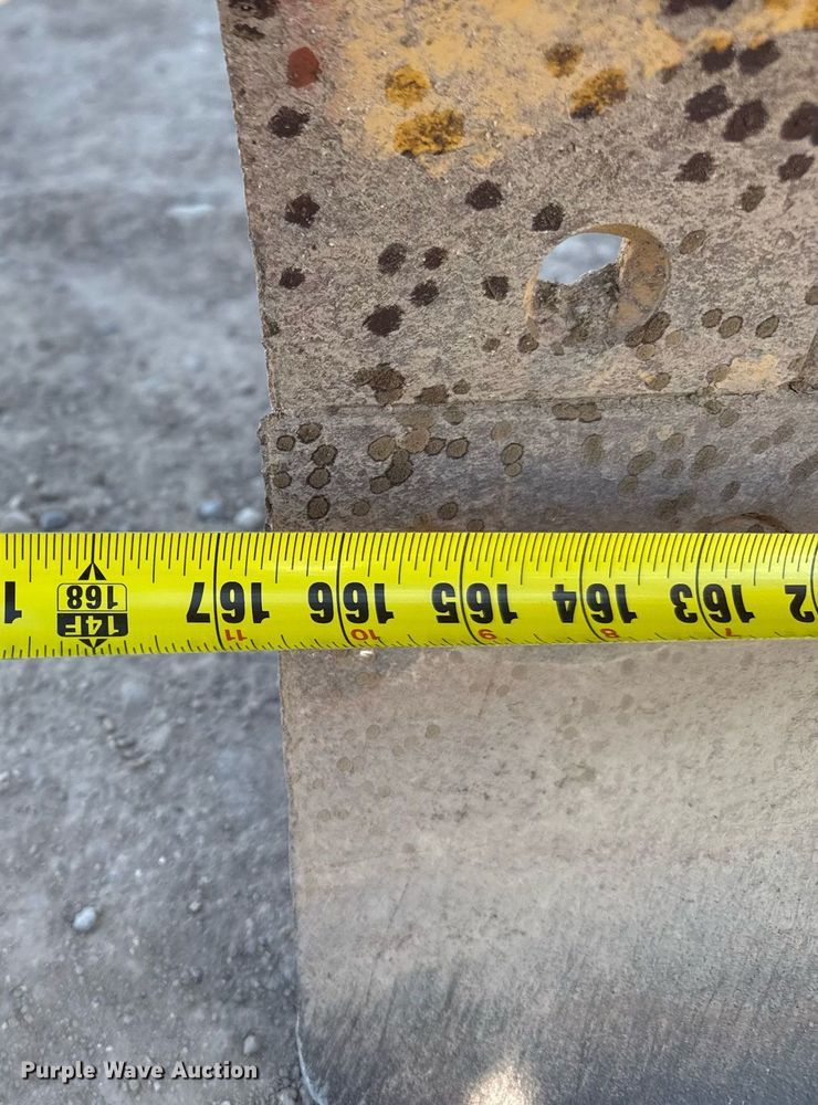 image for item DZ8725 Dresser 850 motor grader