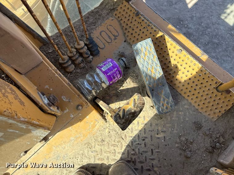 image for item DZ8725 Dresser 850 motor grader