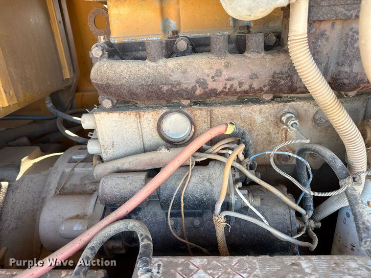 image for item DZ8725 Dresser 850 motor grader