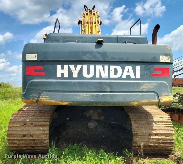 image for item EA2469 2017 Hyundai HX380L excavator