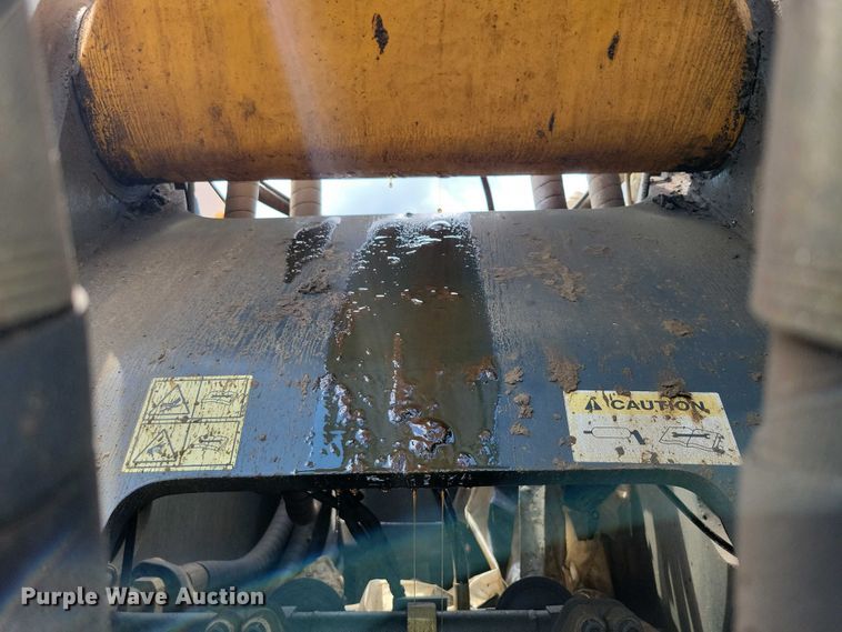 image for item EA2469 2017 Hyundai HX380L excavator