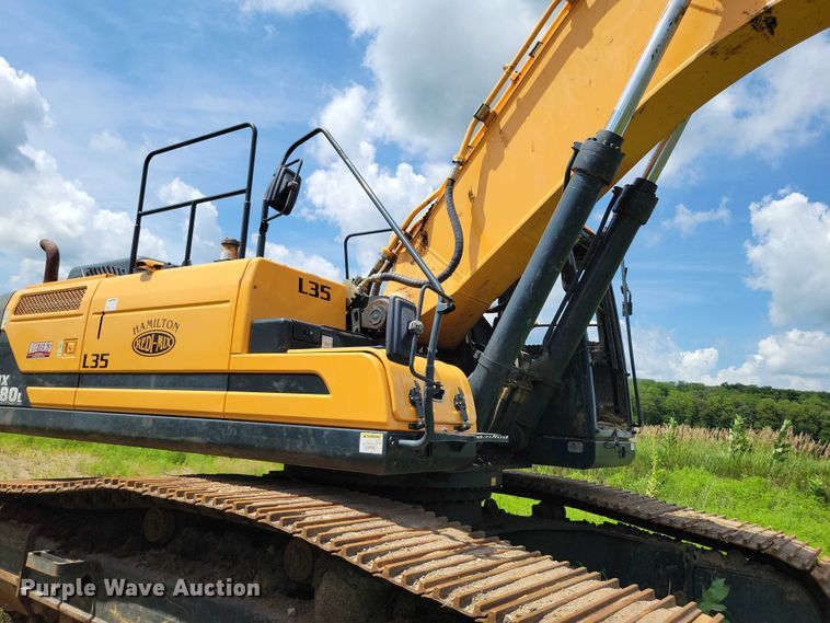 image for item EA2469 2017 Hyundai HX380L excavator