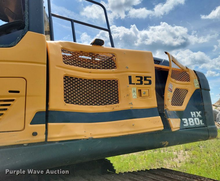 image for item EA2469 2017 Hyundai HX380L excavator