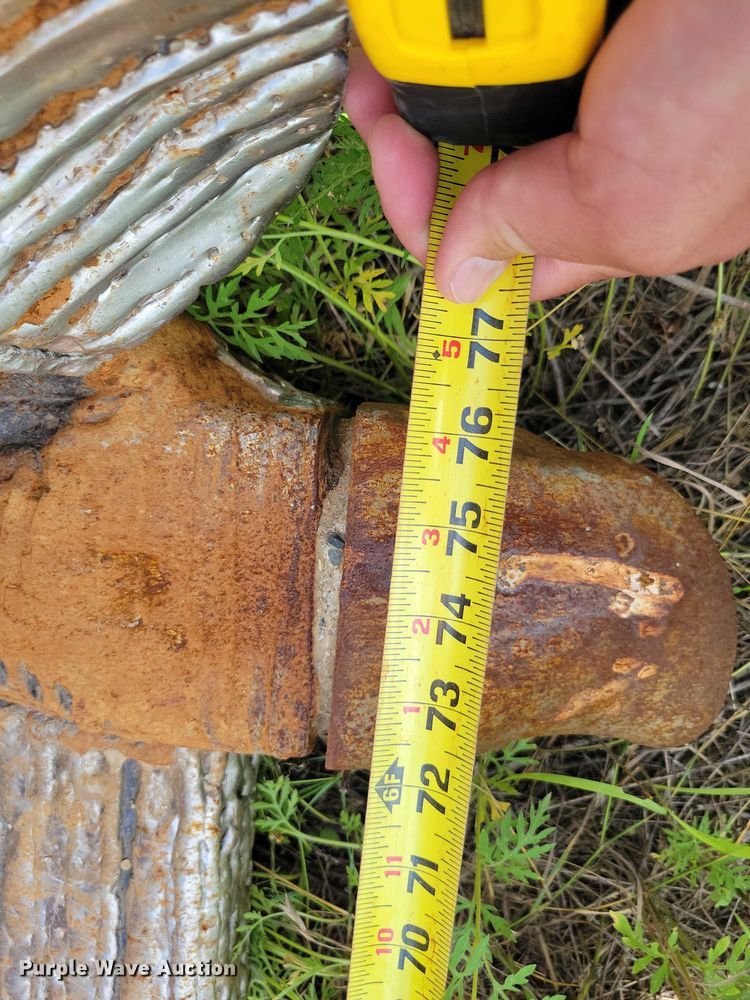 image for item EA2469 2017 Hyundai HX380L excavator