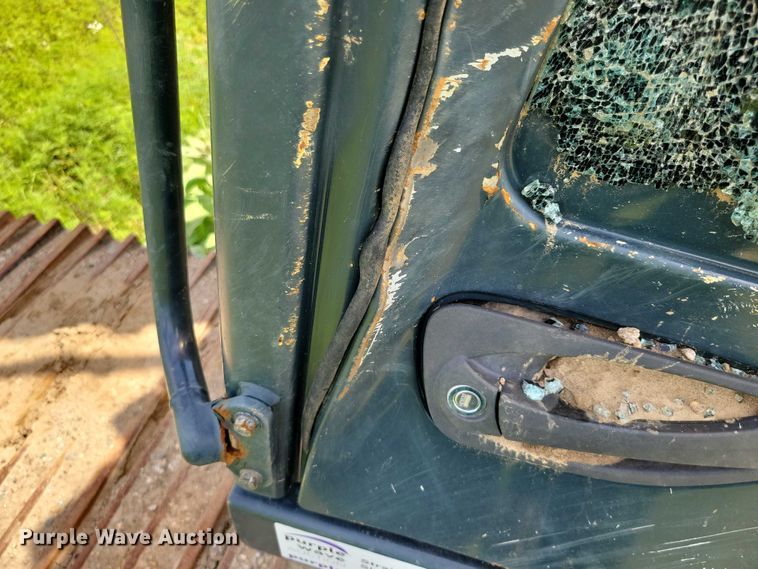 image for item EA2469 2017 Hyundai HX380L excavator