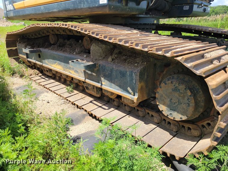 image for item EA2469 2017 Hyundai HX380L excavator