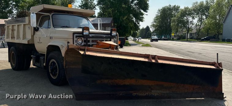 image for item EB2602 1985 GMC C7000 dump truck