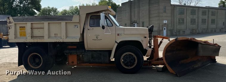 image for item EB2602 1985 GMC C7000 dump truck