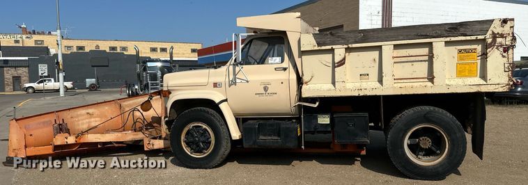 image for item EB2602 1985 GMC C7000 dump truck