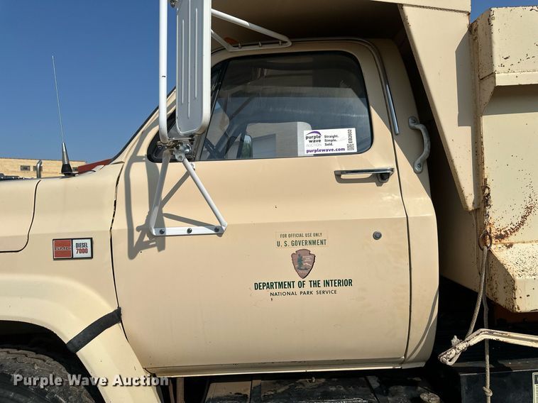 image for item EB2602 1985 GMC C7000 dump truck