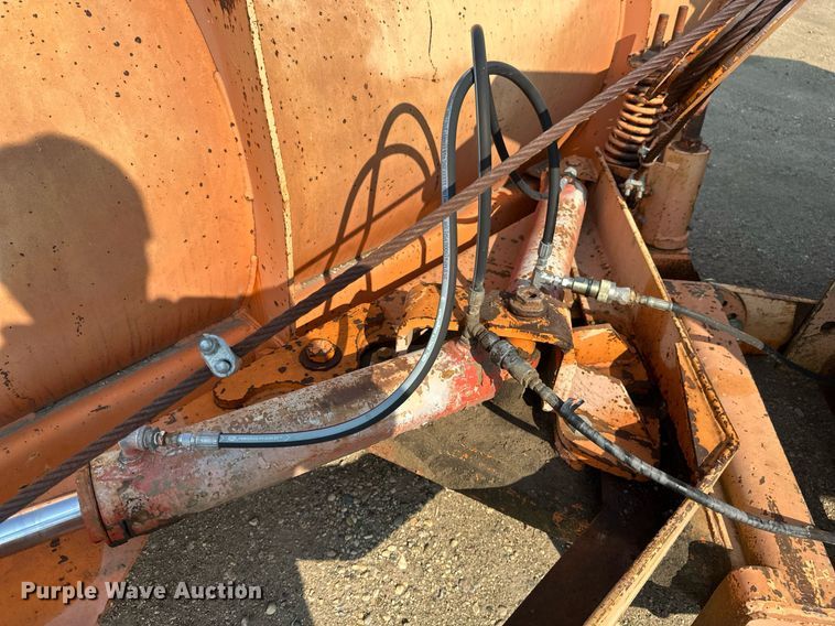 image for item EB2602 1985 GMC C7000 dump truck