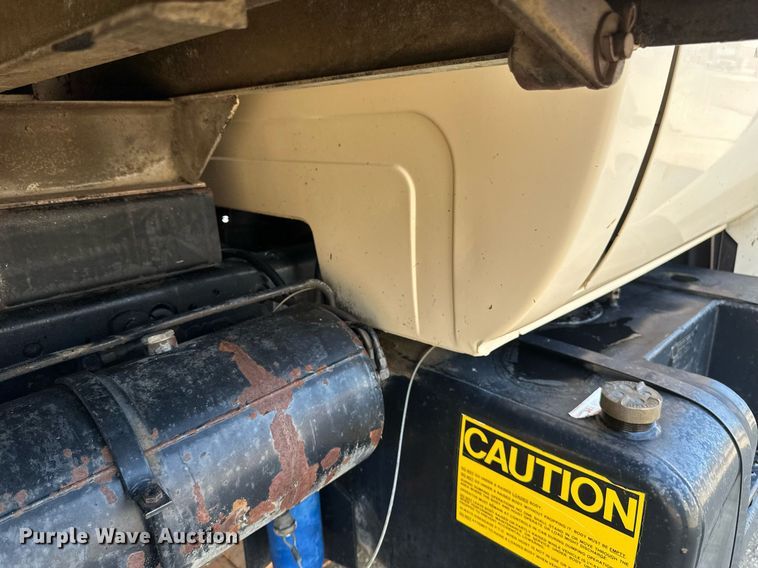 image for item EB2602 1985 GMC C7000 dump truck