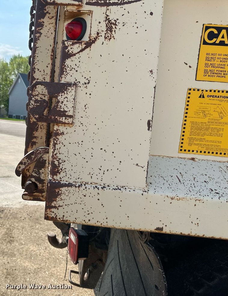 image for item EB2602 1985 GMC C7000 dump truck