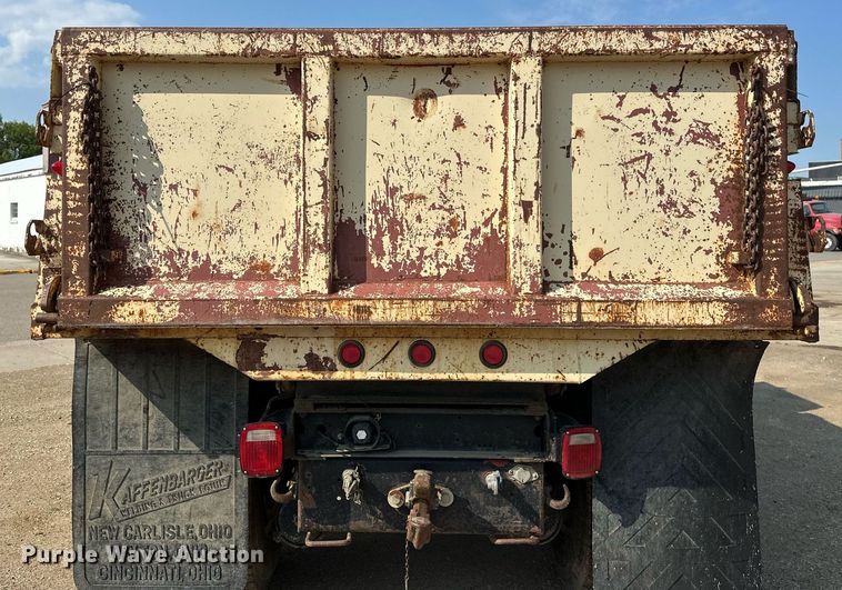 image for item EB2602 1985 GMC C7000 dump truck