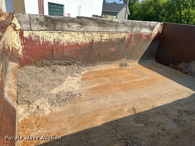 image for item EB2602 1985 GMC C7000 dump truck