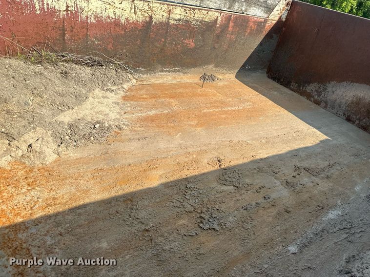 image for item EB2602 1985 GMC C7000 dump truck