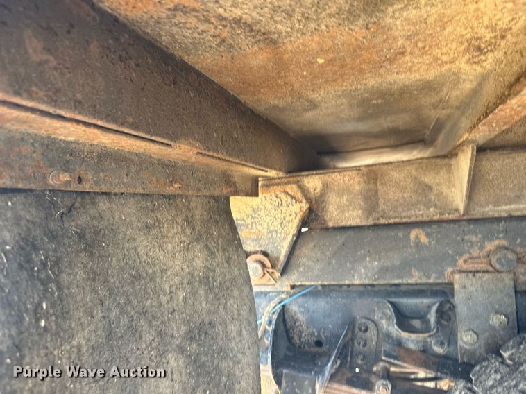 image for item EB2602 1985 GMC C7000 dump truck