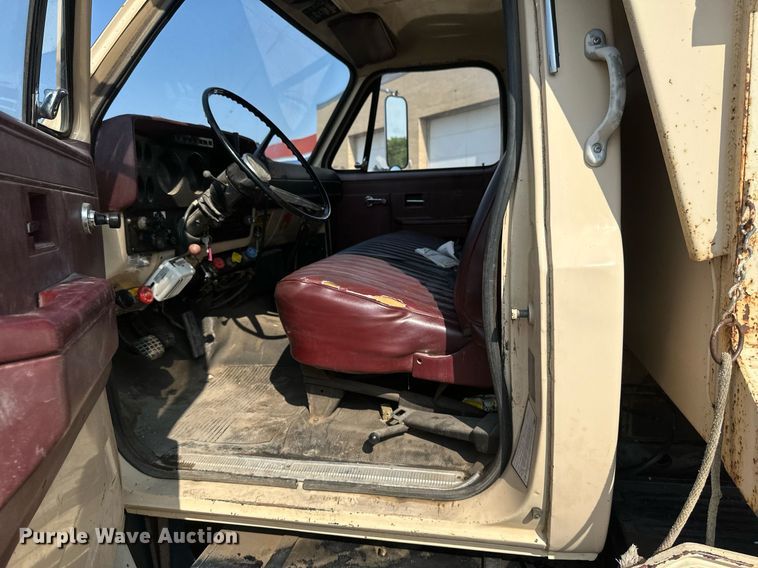 image for item EB2602 1985 GMC C7000 dump truck