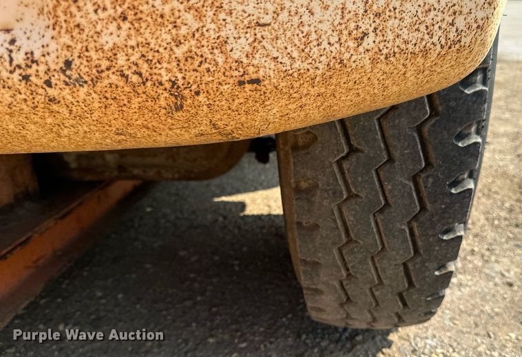 image for item EB2602 1985 GMC C7000 dump truck