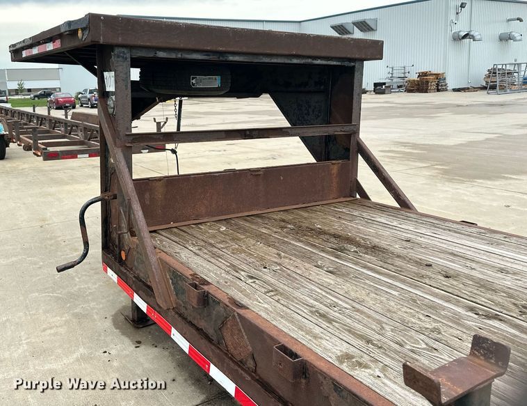 image for item EB2712 2012 PJ equipment trailer