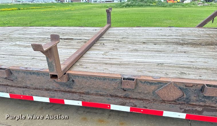 image for item EB2712 2012 PJ equipment trailer