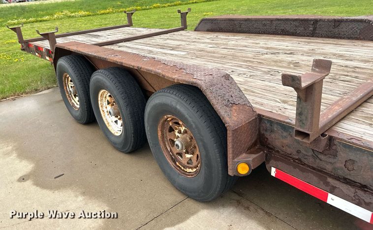 image for item EB2712 2012 PJ equipment trailer