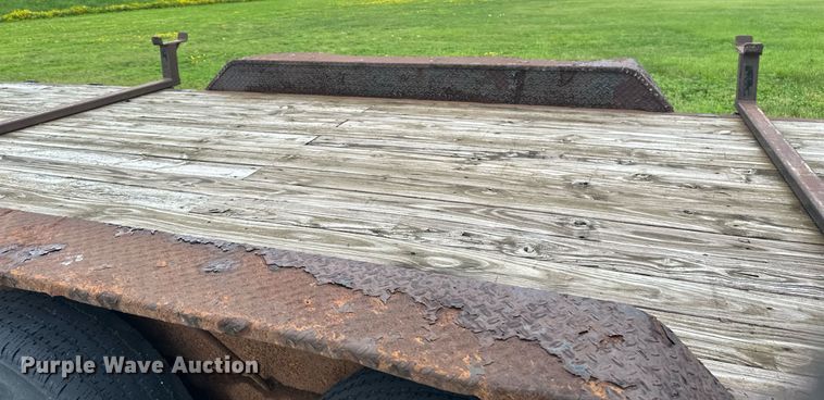 image for item EB2712 2012 PJ equipment trailer