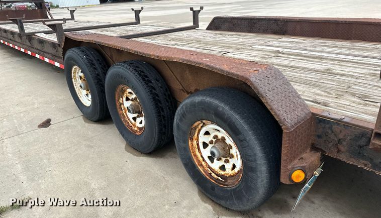 image for item EB2712 2012 PJ equipment trailer