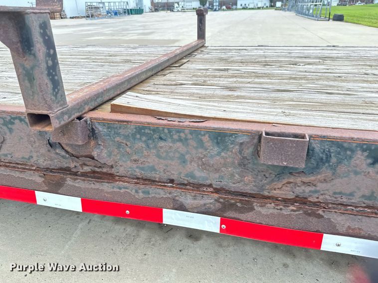 image for item EB2712 2012 PJ equipment trailer