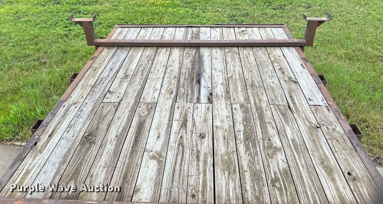 image for item EB2712 2012 PJ equipment trailer