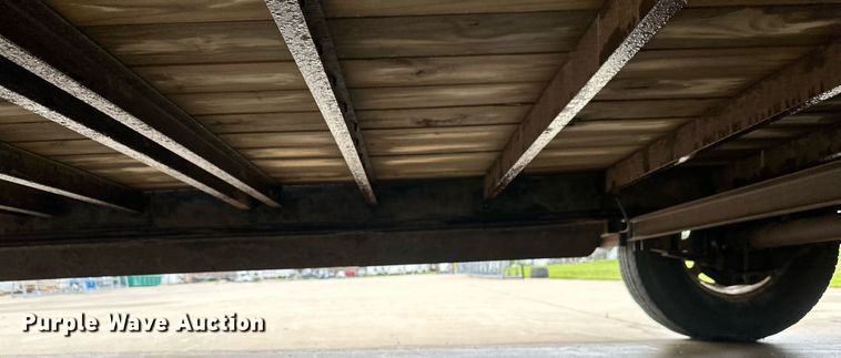 image for item EB2712 2012 PJ equipment trailer