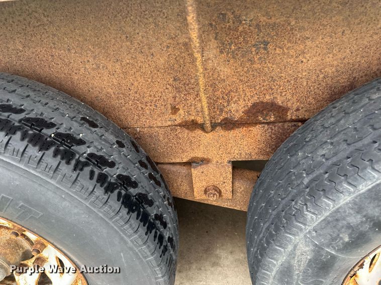 image for item EB2712 2012 PJ equipment trailer