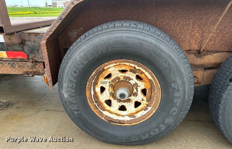 image for item EB2712 2012 PJ equipment trailer