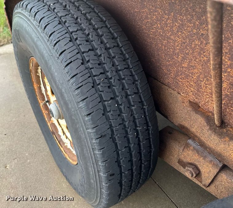 image for item EB2712 2012 PJ equipment trailer