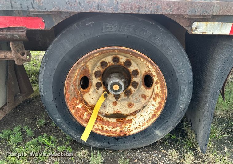 image for item EB2713 2013 Mauer Manufacturing drop deck equipment trailer