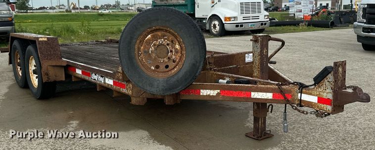 image for item EB2715 2005 Redi Haul tilt deck equipment trailer