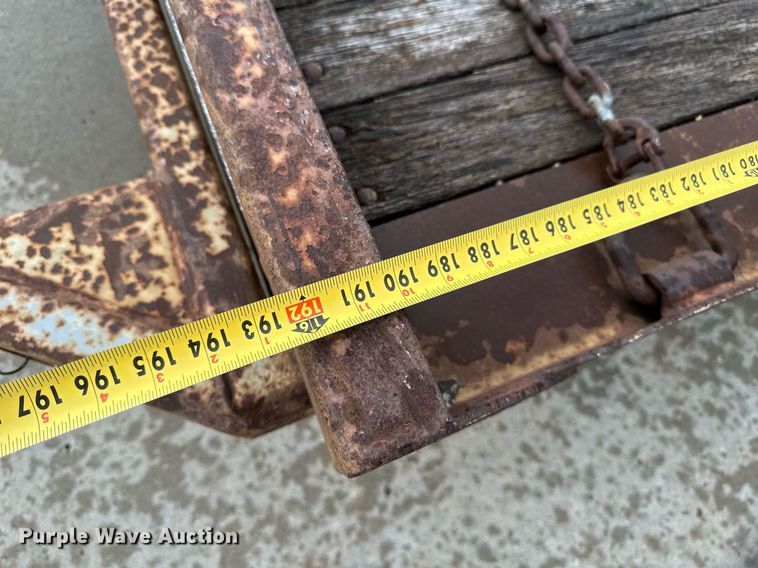 image for item EB2715 2005 Redi Haul tilt deck equipment trailer