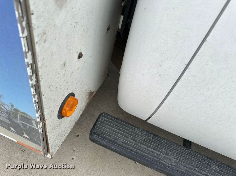 image for item EB2718 2009 Chevrolet Silverado 3500HD utility bed pickup truck