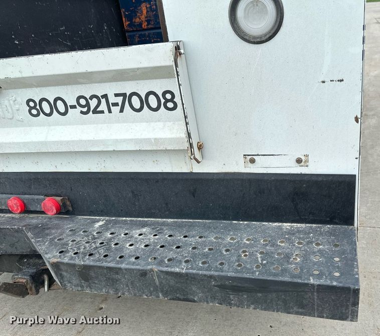 image for item EB2718 2009 Chevrolet Silverado 3500HD utility bed pickup truck