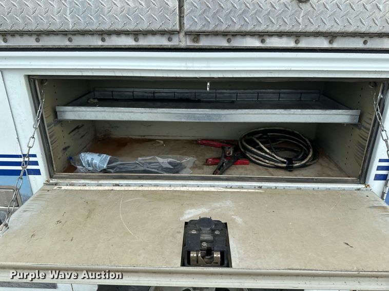 image for item EB2718 2009 Chevrolet Silverado 3500HD utility bed pickup truck