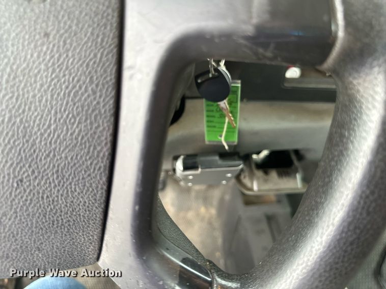 image for item EB2718 2009 Chevrolet Silverado 3500HD utility bed pickup truck