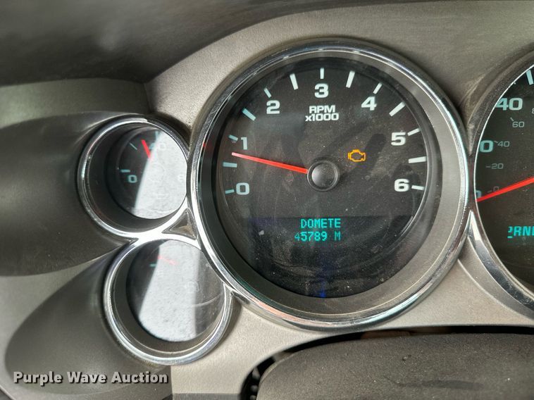 image for item EB2718 2009 Chevrolet Silverado 3500HD utility bed pickup truck