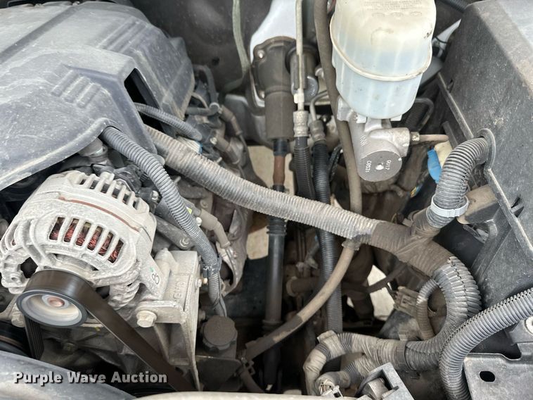 image for item EB2718 2009 Chevrolet Silverado 3500HD utility bed pickup truck