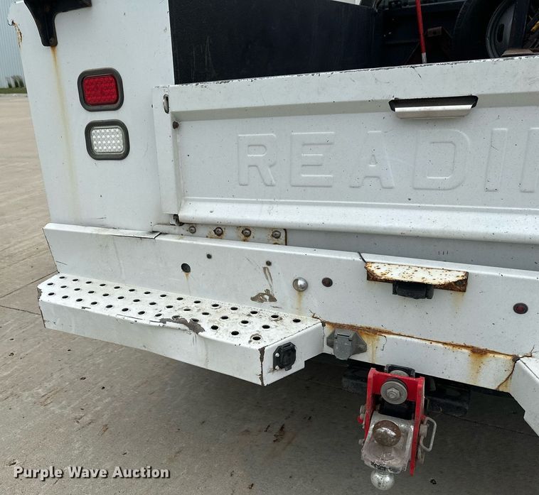 image for item EB2720 2019 Ford F350 Super Duty Crew Cab utility bed pickup truck